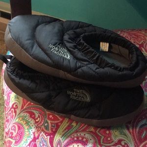 Children’s North Face slippers